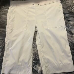 Prana Women's Cargo Shorts in Cream